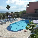 Kerkyra & Appart hôtel Benitses (Corfu)