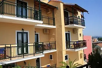 Kerkyra & Lägenhetshotell 4*
