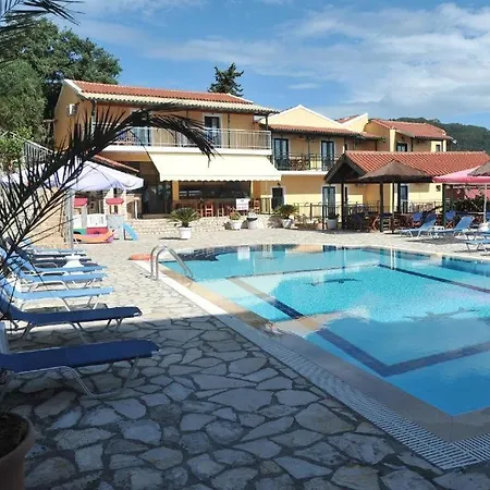 Kerkyra & Lägenhetshotell 4*
